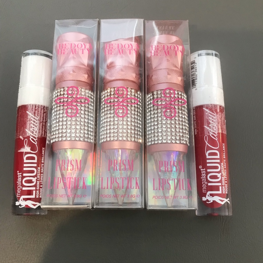 2 WET & WILD LIPSTICK & 3 BEDOYA BEAUTY PRISM LIPSTICK
